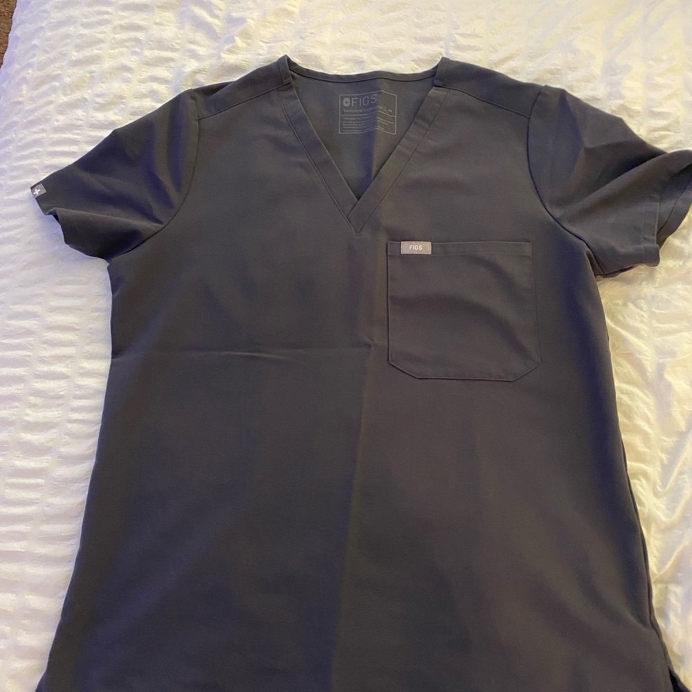 Figs Charcoal Catarina Scrub Top
